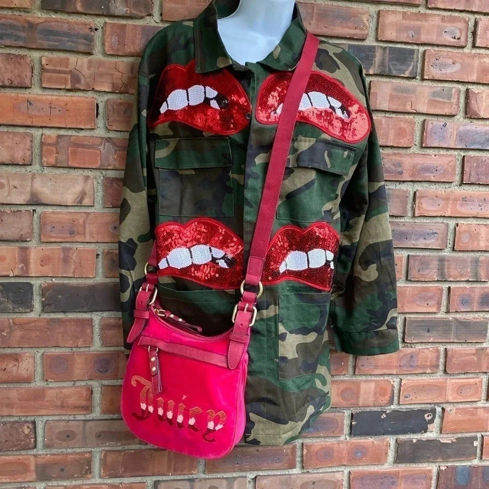 Juicy Couture Velour Soft Embroidered Logo Hot Pink Fuchsia Crossbody/Me…